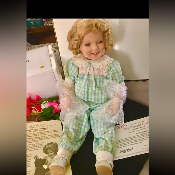 SHIRLEY TEMPLE/DANBURY MINT ”CORKY”& PORCELAIN DOLL BNIB  W/CERTIFICATE - Picture 3 of 14